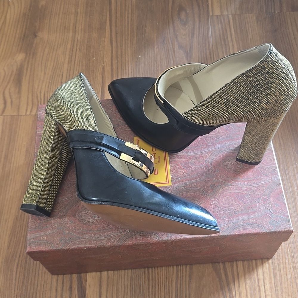 Etro Runway MaryJanes - Picture 6 of 15